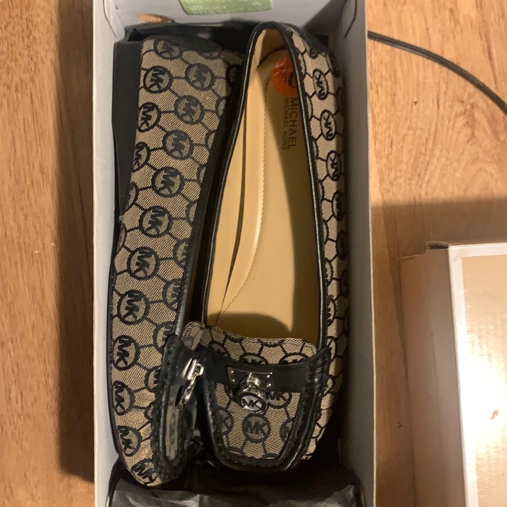 Flat MK loafers